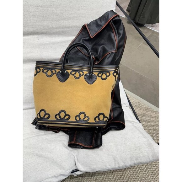 BODE Trefoil Tote Bag Black Beige Suede Leather - Picture 2 of 11